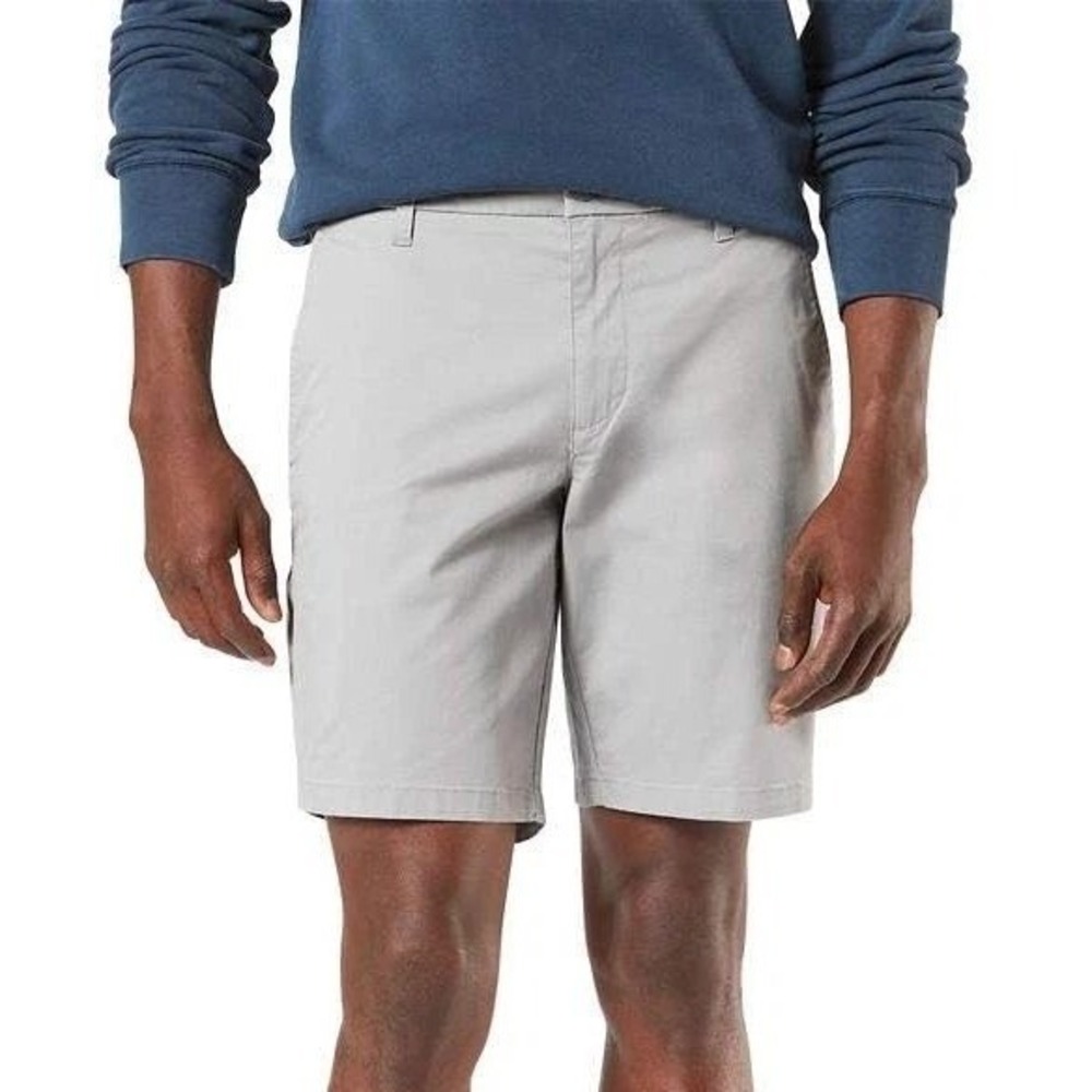 NWT Dockers Ultimate Chino Shorts Men's 40 Gray Cotton Elastane Supreme Flex